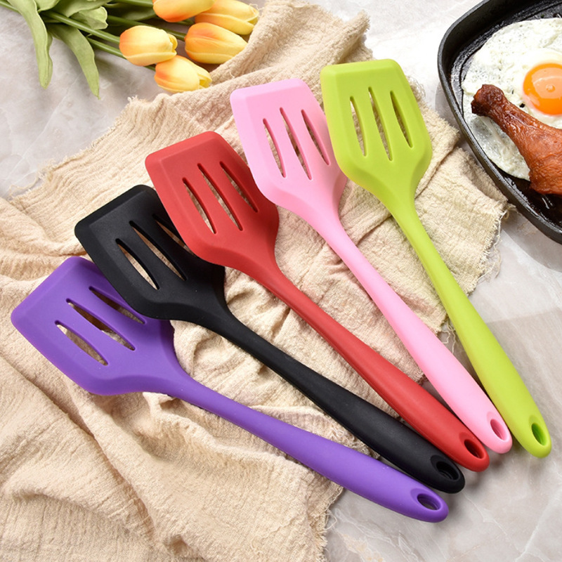 أواني طبخ سيليكون غير لاصقة ،  - مراجعة Offset Spatula Set وسعره