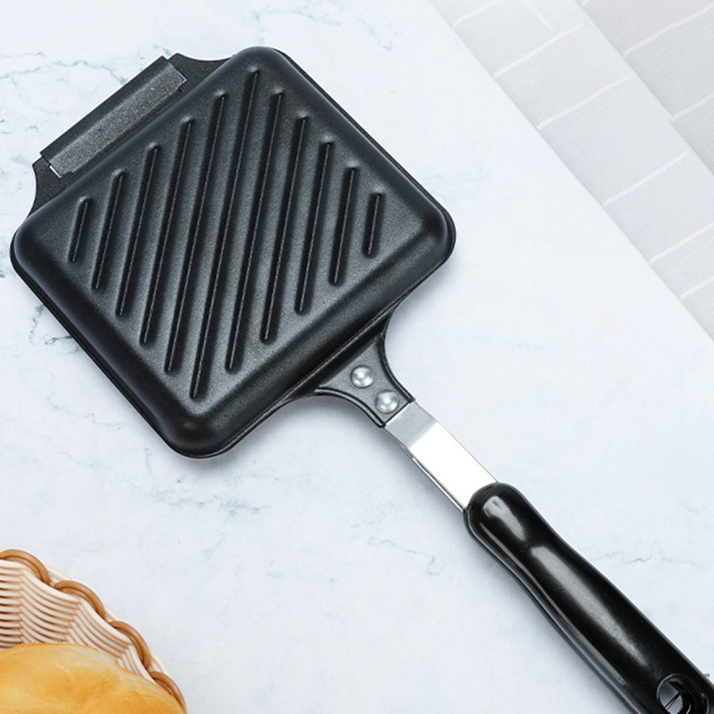 صانعة ساندويتش غير لاصقة للمطب - مراجعة Kitchen Baking Pan وسعره